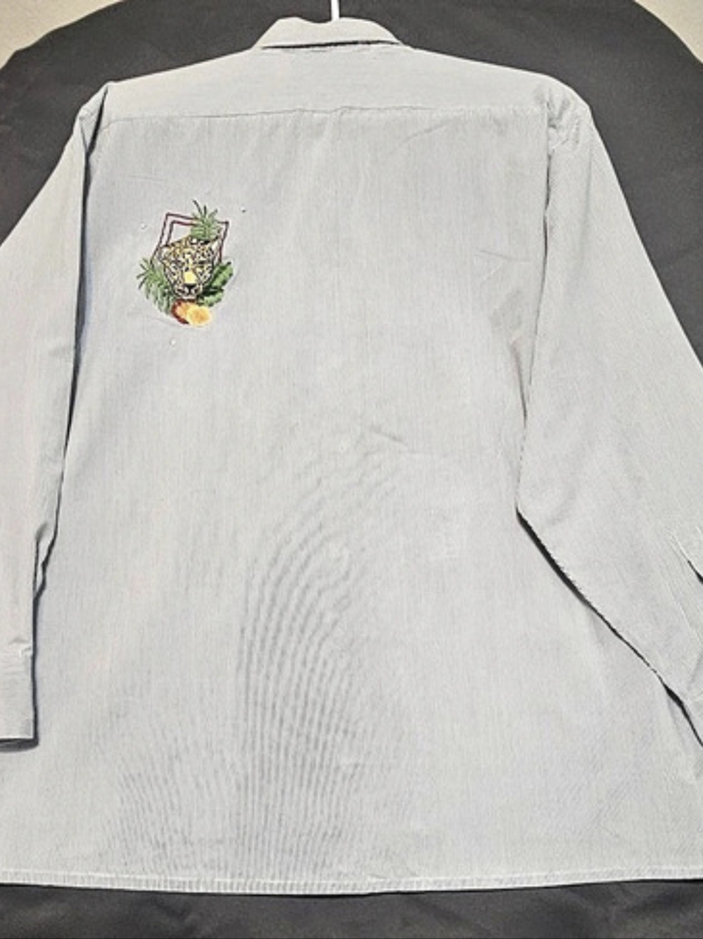 Mili Designs Embroidered Striped Button Down in Gray & White XL Like New - Picture 2 of 7